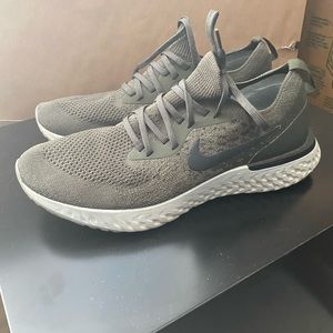 Nike Epic React Flyknit